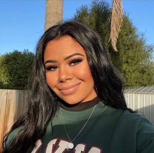 Meet your Posher, Shylah